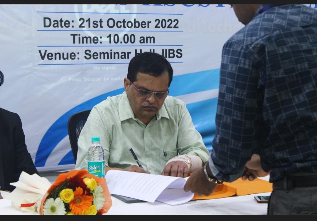 iibsonline's tweet photo. Establishment of IIBS-KSCST IP Cell | MBA Colleges in Bangalore List
🔍 Learn more: https://t.co/oJVJDe2AOl
#workshop #Innovation #myiibs #admission2023 #iibscollege #entrepreneurship #students #bangalore #KSCST #Establishment #proudmoments #achivements #iibs #Cell #IP https://t.co/0XduP8uquO