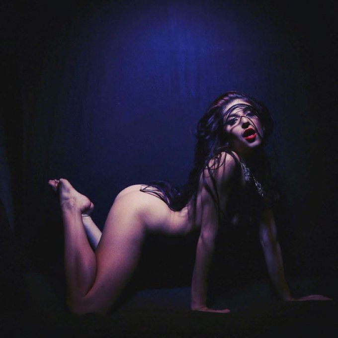 Go follow and subscribe to the sexy @NikkiKnightly !! Her ass is perfection 😍❤️&zwj;🔥 https://t.co/hlltJ<a class="tags" href="/tag/nikkiknightly">@nikkiknightly</a>