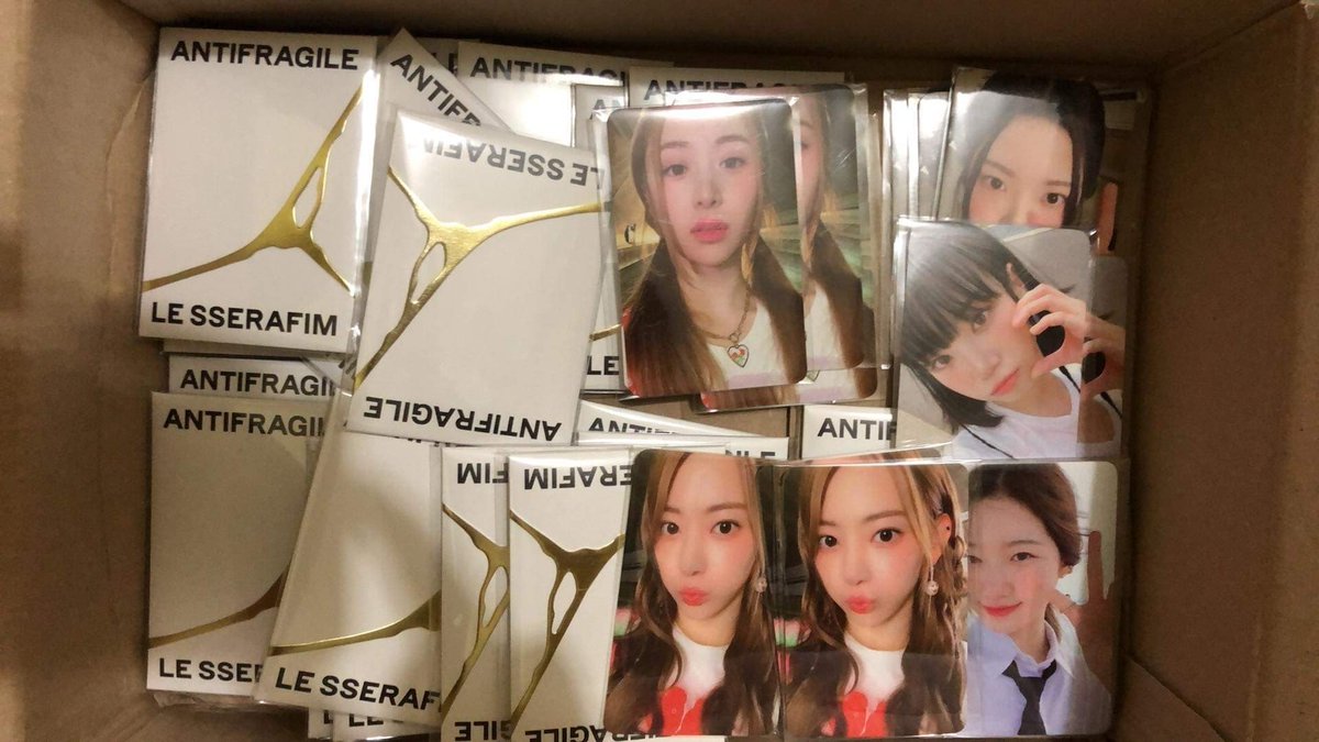 winterprio's tweet photo. #eiupdates
yes24 weverse albums + pst ld arrived at my ph add na po ! shipping will start after sembreak ^^ https://t.co/M0V6fIptfp