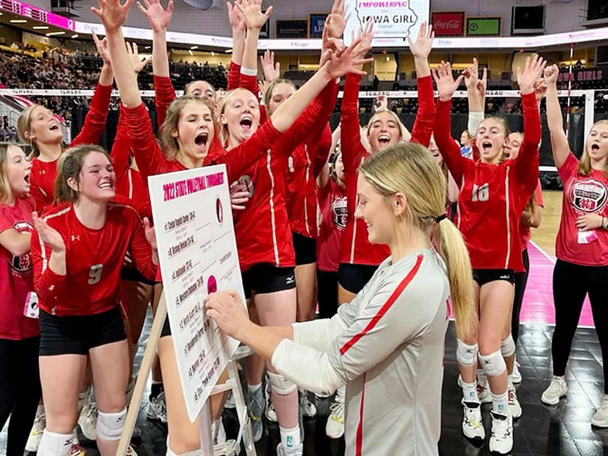 Scotsoup's tweet photo. Carley does the honors of moving @northscotths_vb into the state semis. What a great win. What a great atmosphere. This should be a fun one to write. https://t.co/v1DFjrkMVN