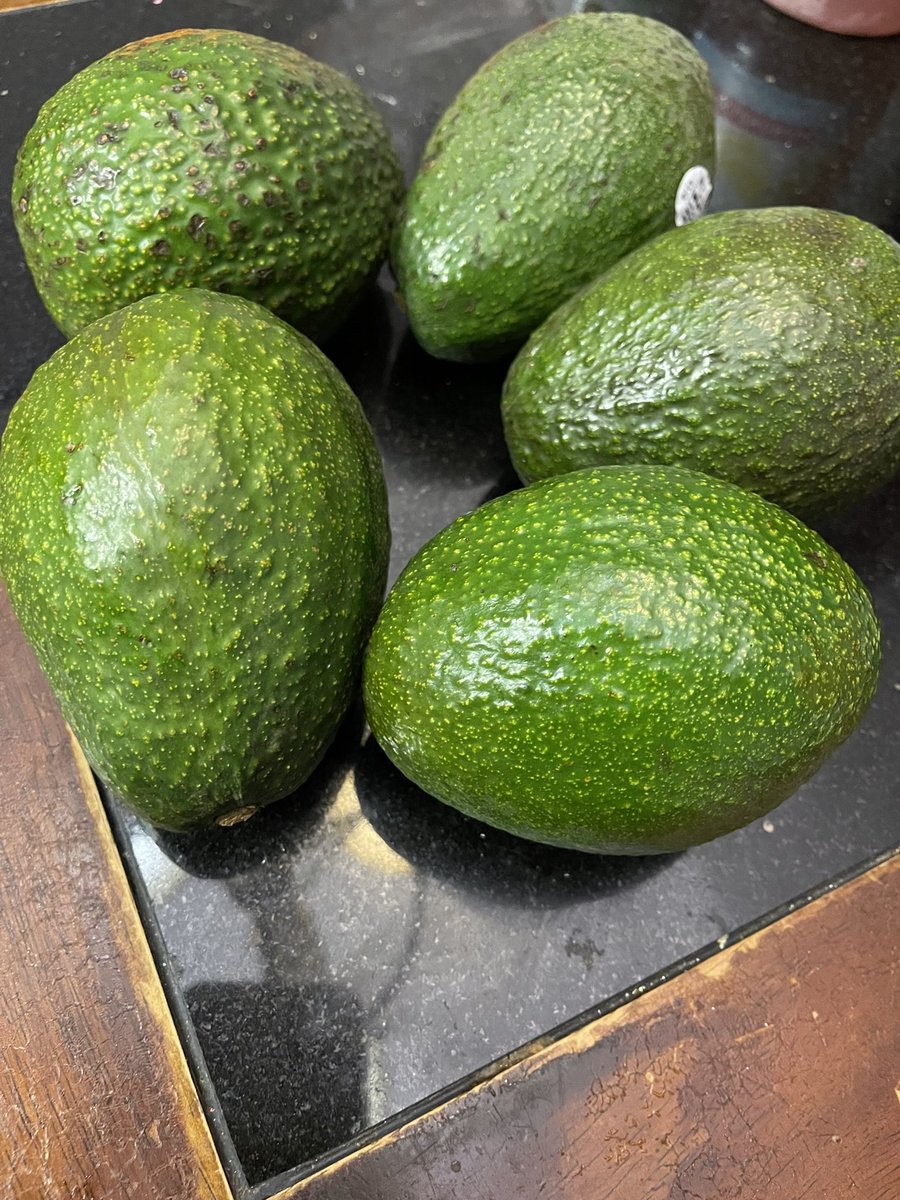 MaYdAv07's tweet photo. @HEB when did you start selling dragon eggs @HouseofDragon . Curbside gone wrong. Should have been specific.#heb #HouseOfTheDragonHBO #avacado https://t.co/aYe9vEjP5o