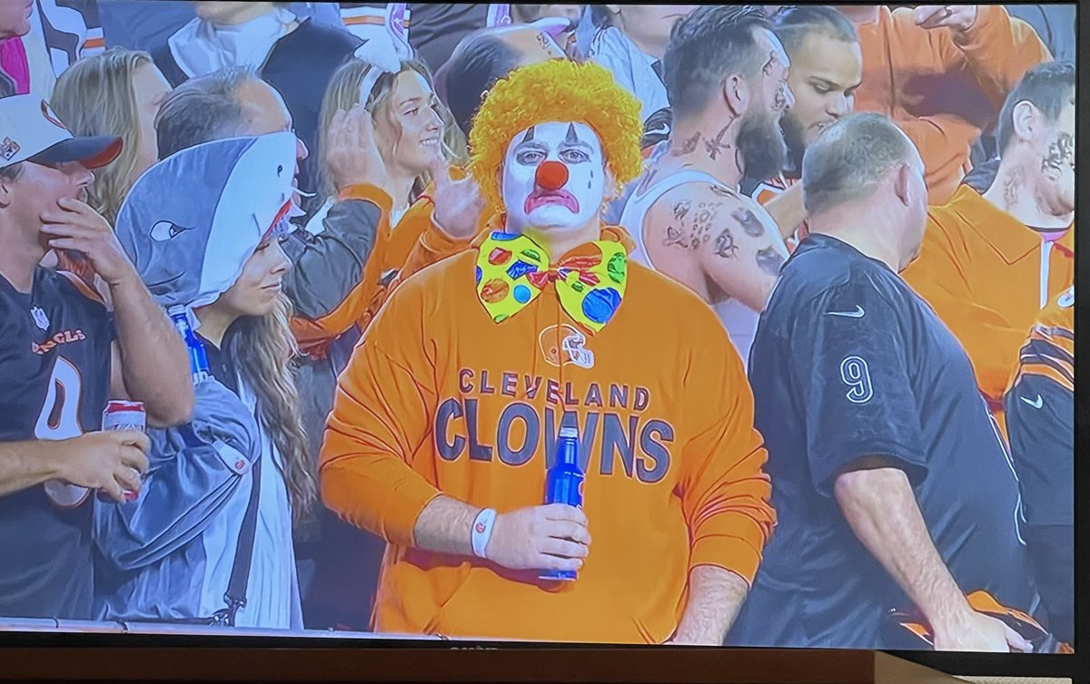 LandBeast's tweet image. This made me laugh! #WhoDey #MNF