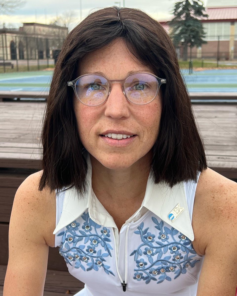 mkcurran's tweet photo. Title IX pioneer. Advocate. Icon. Hero. Champion. Presidential Medal of Freedom recipient. Founder of the @WomensSportsFdn. And Elton John’s “Philadelphia Freedom”? It’s written about her.
•
Fight, lead, shine the light, create change, &amp; win like @BillieJeanKing 💙 https://t.co/Y3LI8cpxXN