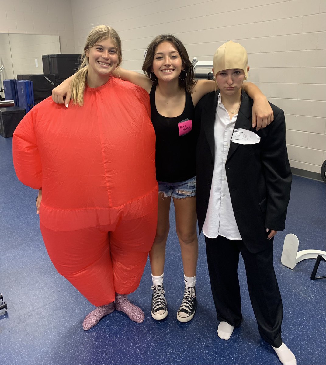 GrizzFC's tweet photo. Halloween in the weightroom! #weaintafraidofnoghost @LISD_AD @LISDActivities https://t.co/b1ZRR5qD5B
