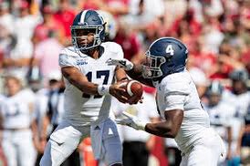 I will be attending <a href="/GSAthletics_FB/">Georgia Southern Football</a> for an official visit 11/5/22 I appreciate this opportunity <a href="/GSCoachHelton/">Clay Helton</a> 🙏🏾❤️