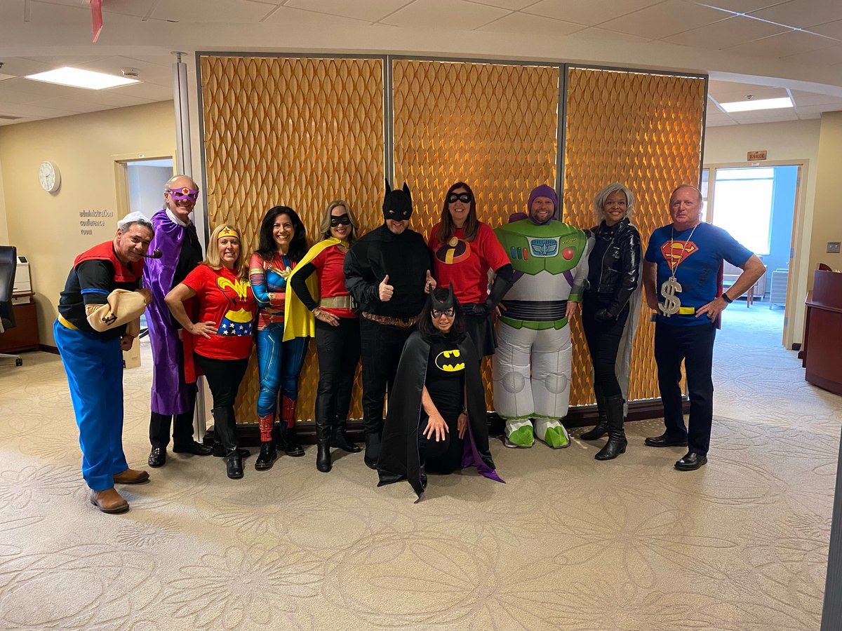 ChildrensSpecNJ's tweet photo. Things are getting spooky at CSH this Halloween! 👻🎃 Our inpatient kiddos and staff dressed up, decorated pumpkins and had some fun trick-or-treating at our New Brunswick location! 

Let’s not forget about the fantastic circus performance put together by  @TrentonCircus ! 🎪👏 https://t.co/qAaCVxZk7K