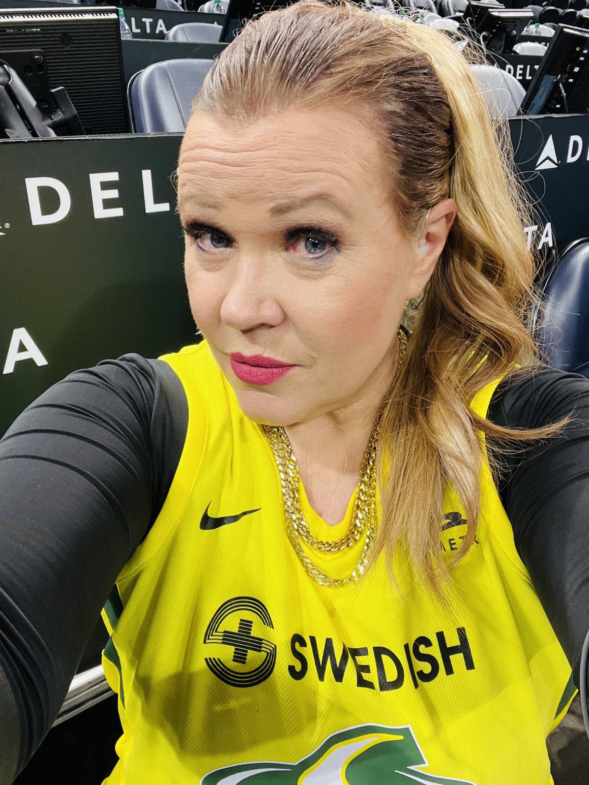 Holly Rowe on X: Just gonna leave this here. Best champ outfit ever. ⁦@ dawnstaley⁩ another hit ⁦@LouisVuitton⁩  / X