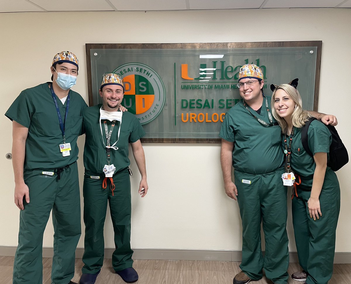 JessDelgado55's tweet image. Happy Halloween 👻 @dsui_miami_uro