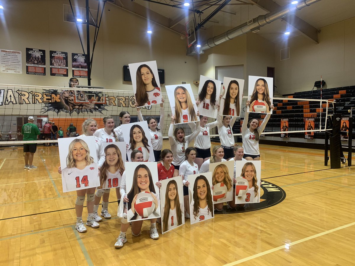 PrincipalAuntie's tweet photo. Congratulations to our LadyCat Volleyball Team for securing the win against LCM. Round 2 of the playoffs….Here We Come! @SplendoraVB @Athletics_SISD @SplendoraHigh https://t.co/S6cB3SQx60