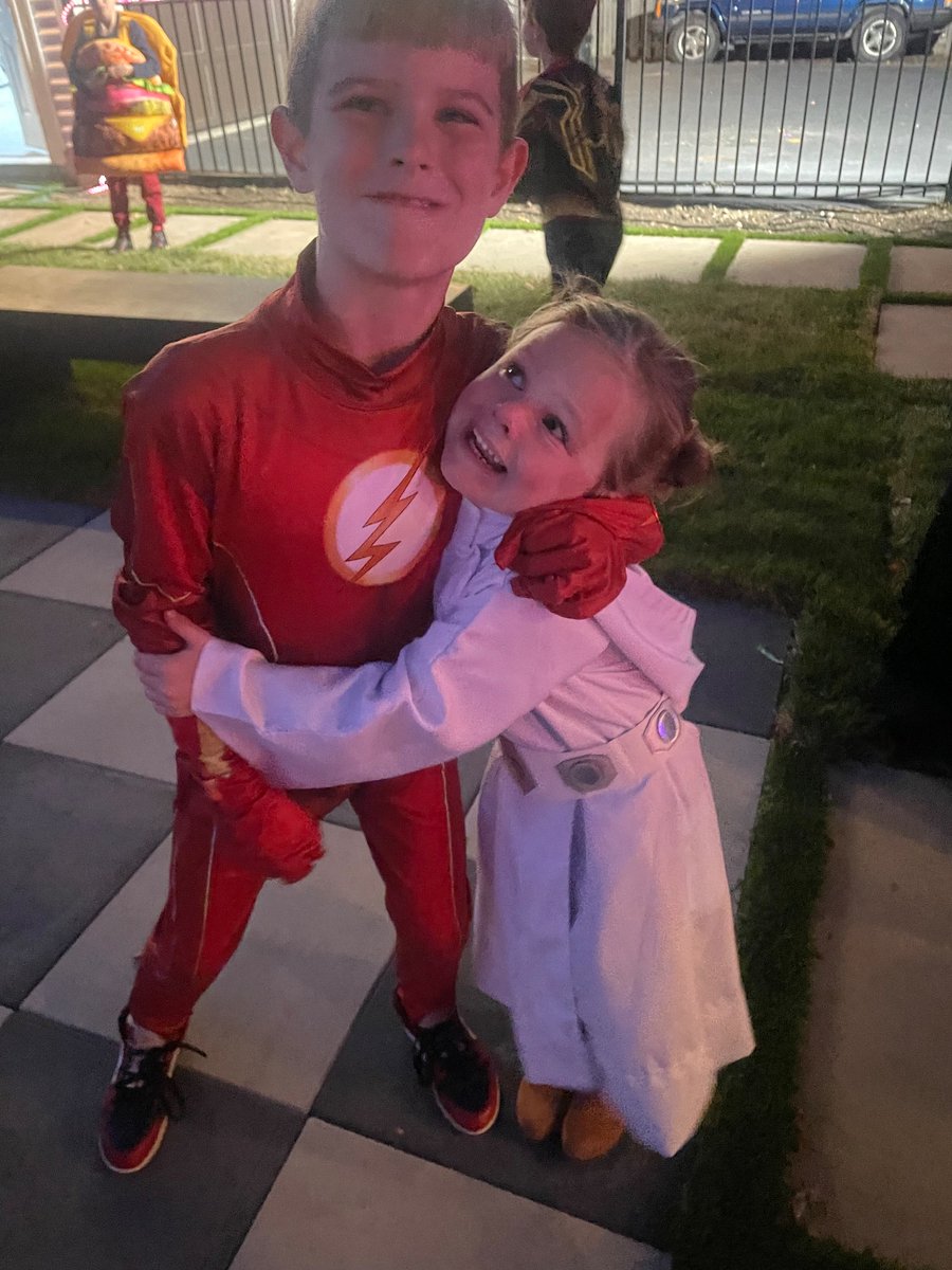 blrobinson4's tweet image. Happy Halloween!