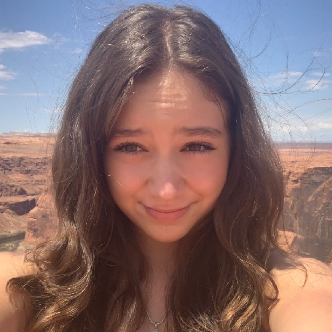 HSFNews's tweet photo. #HSFStudent Gabriela Hamburger Medailleu, selected to attend the 2022 Youth Leadership Institute, hopes to earn a bachelor’s and law degree, get involved in politics, and advocate for conservation and sustainability through the media. #HSFStories https://t.co/Z6vAiwBXXe