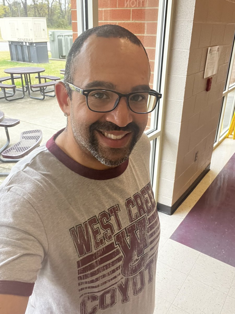 plsccrawford's tweet photo. My Halloween costume ~ Mr. Crawford, School Counselor! What’s your super power? 🎃👻
#darelllewis #mrc_schoolcounselor #schoolcounselors https://t.co/8Jtig3qr4G