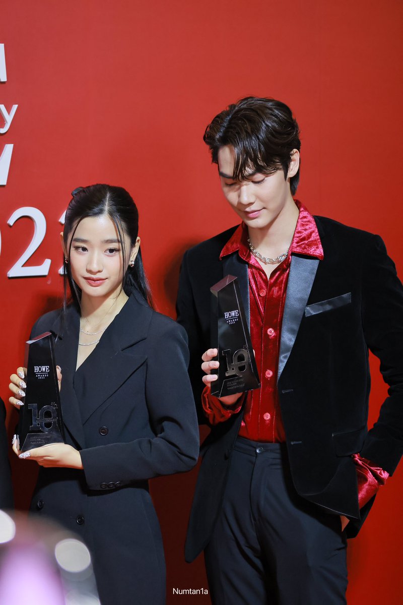 numtan1a's tweet image. ❤️❤️👏🏻

#HOWEAWARDS2022
@dew_jsu @tontawan_t 
#dew_jsu #tontawan_t 
 #dewtu