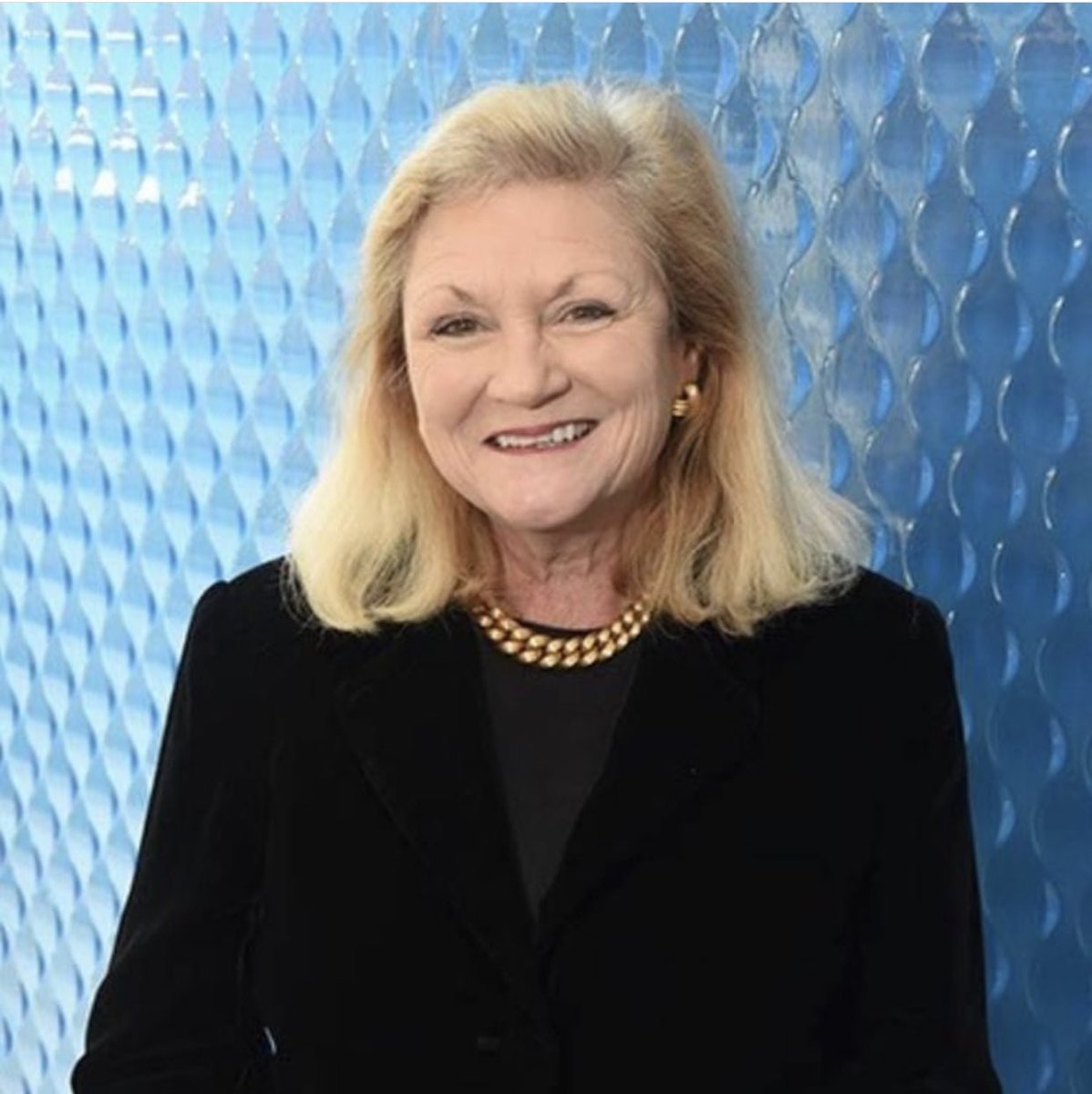 Member Monday! We are proud to present CREW Member Meg Salyer, a key advocate for economic development and urban placemaking and major supporter of the arts and historic preservation. Meg is the Managing Principal of Broadway Realty. #CREWomen #CREWOKC