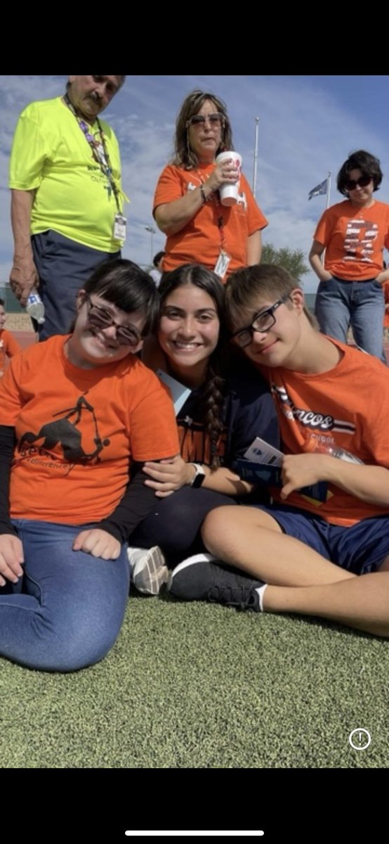 ava cantu tweet media