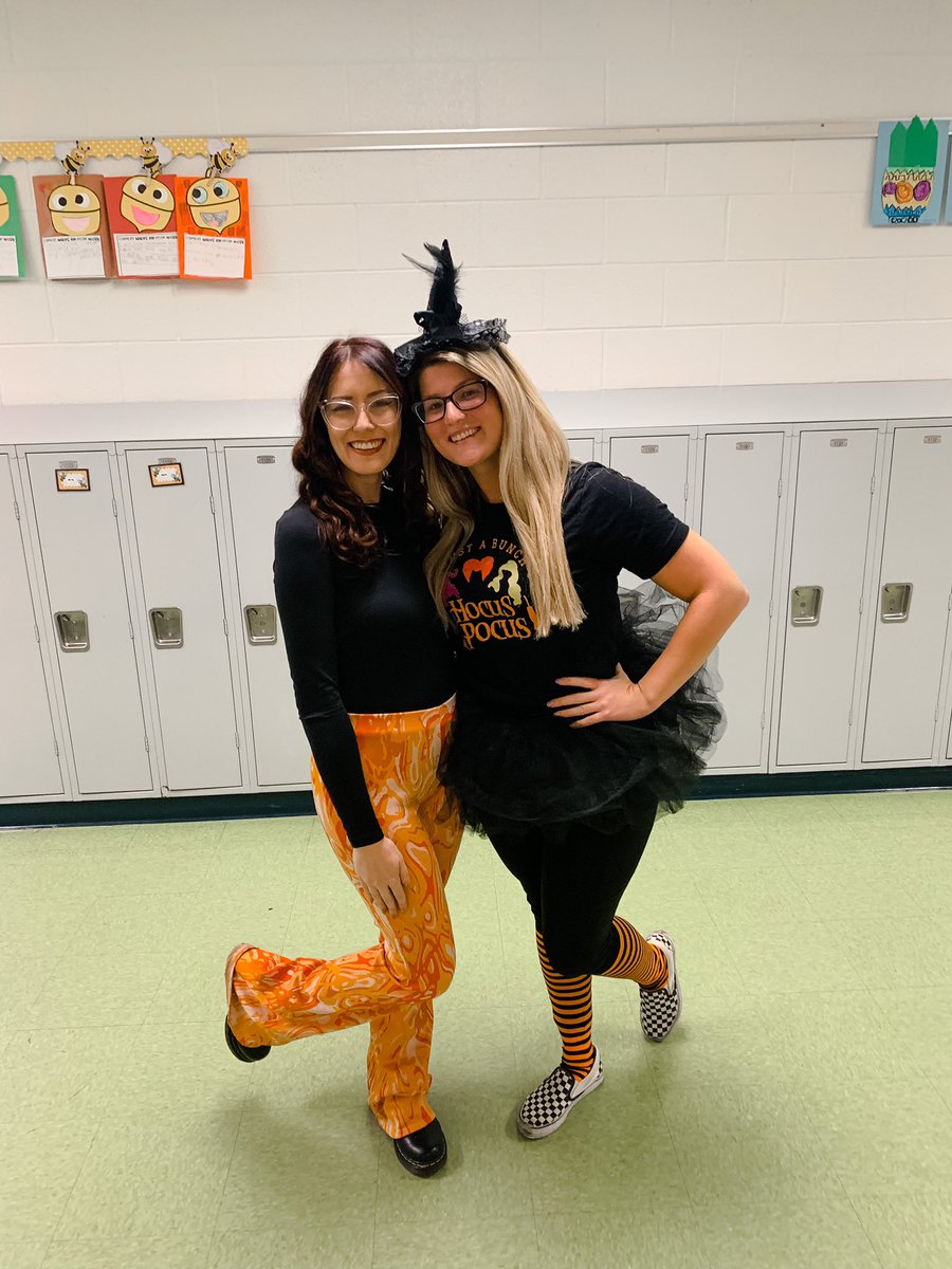 MsDrasal_Art's tweet photo. Forever crashing @MsSmithVFES ‘s room. I just might need witches brew every day 🧙🏻‍♀️! Happy Halloween! 👻🎃 https://t.co/dSuFKkpQiz