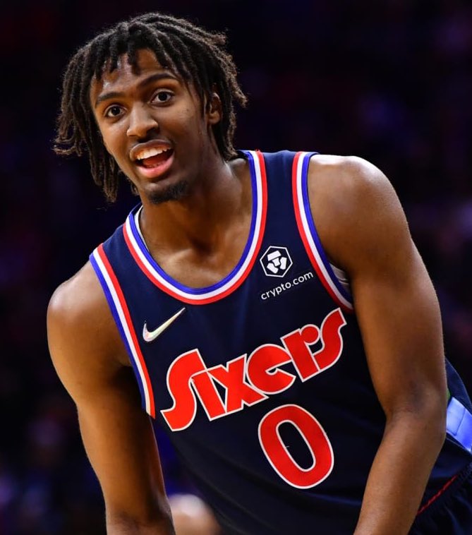 Hoop Central on X: Tyrese Maxey over the last 4 games: 31 Points, 5  Rebounds, 6 Assists 44 Points, 8 Rebounds, 4 Assists 14 Points, 5 Rebounds,  3 Assists 28 Points, 3 Rebounds, 3 Assists Special.   / X