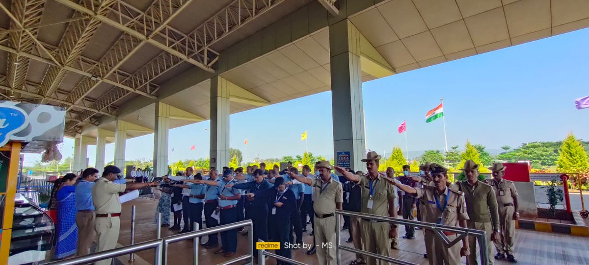 aaiblgairport's tweet photo. #BelagaviAirport observing #VigilanceAwarenessWeek2022 from 31.10.22 to 6.11.22.Integrity Pledge taken by all stakeholders on 31.10.2022.
@AAI_Official @MoCA_GoI
@CVCIndia #VAWAAI2022
#Imandari_Se_Vikas_VAW2022
#Honesty_For_Development #VigilanceSeVikas
#Corruption_Free_Nation https://t.co/qJAoxrk5K9