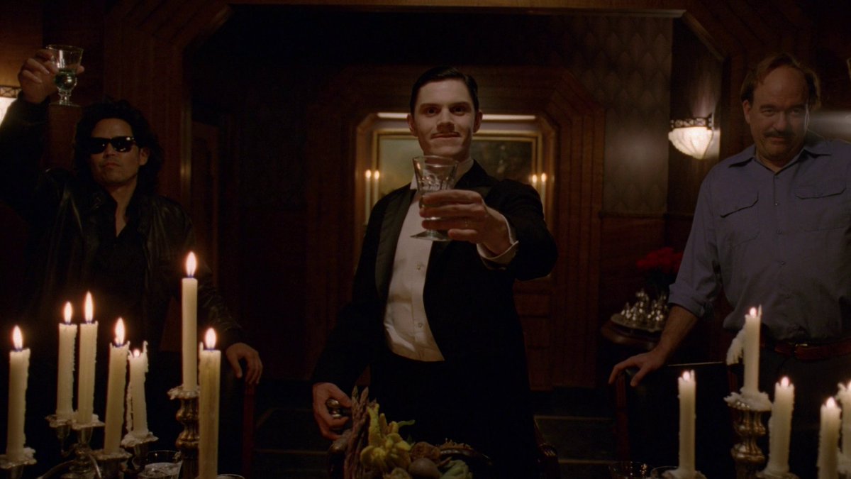 ahscenes's tweet photo. S05E12 | #AHSHotel https://t.co/nbwcGY9yQF