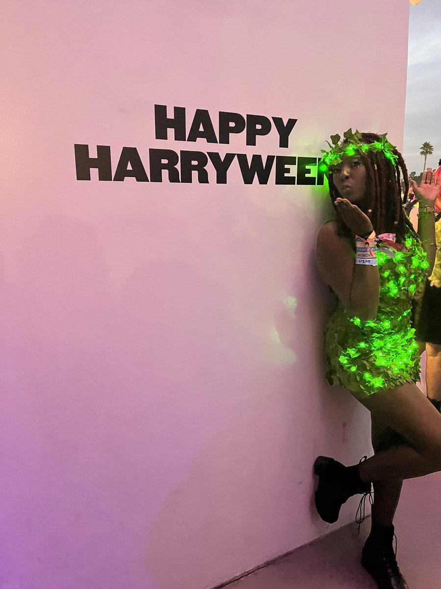 TashaJanine's tweet photo. we’re gonna get lit up #happyharryween https://t.co/VaILsV8buw