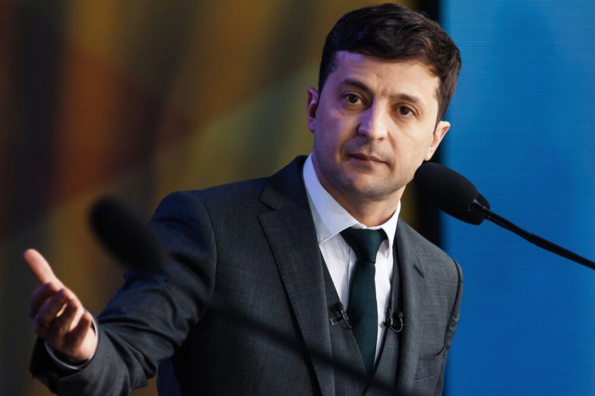 Президент Украины Зеленский заявил, что подписал с Чехией декларацию о членстве в НАТО.

Читаем — news.rambler.ru/army/49613739?…