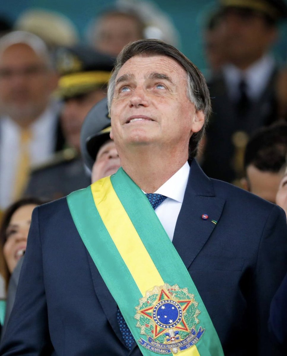 AlexssandroMo14's tweet photo. Você conquistou 58 milhões de votos na Honestidade e isso basta.
#PresidenteBolsonaro22  🇧🇷👏🏼 https://t.co/Bd1gAfB1vm