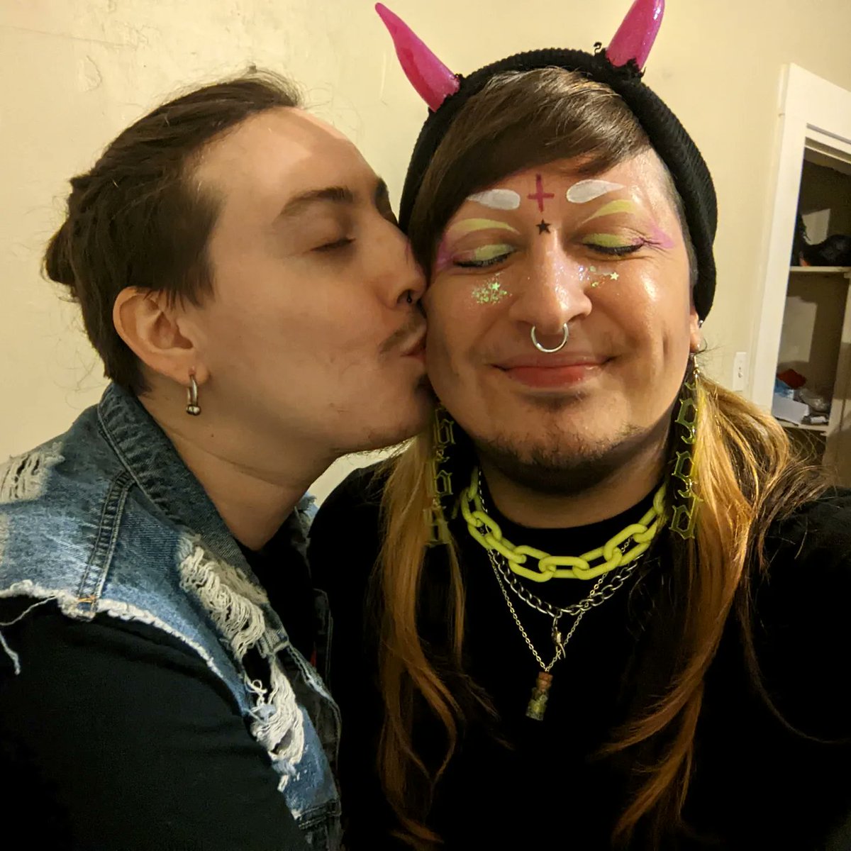 goopbug's tweet image. we tried