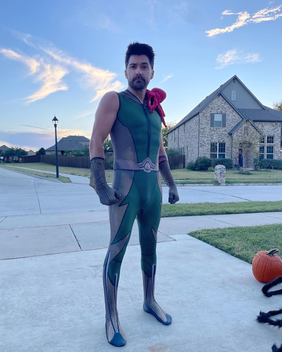 Happy Halloween, all you sexy squids! <a href="/TheBoysTV/">THE BOYS</a>