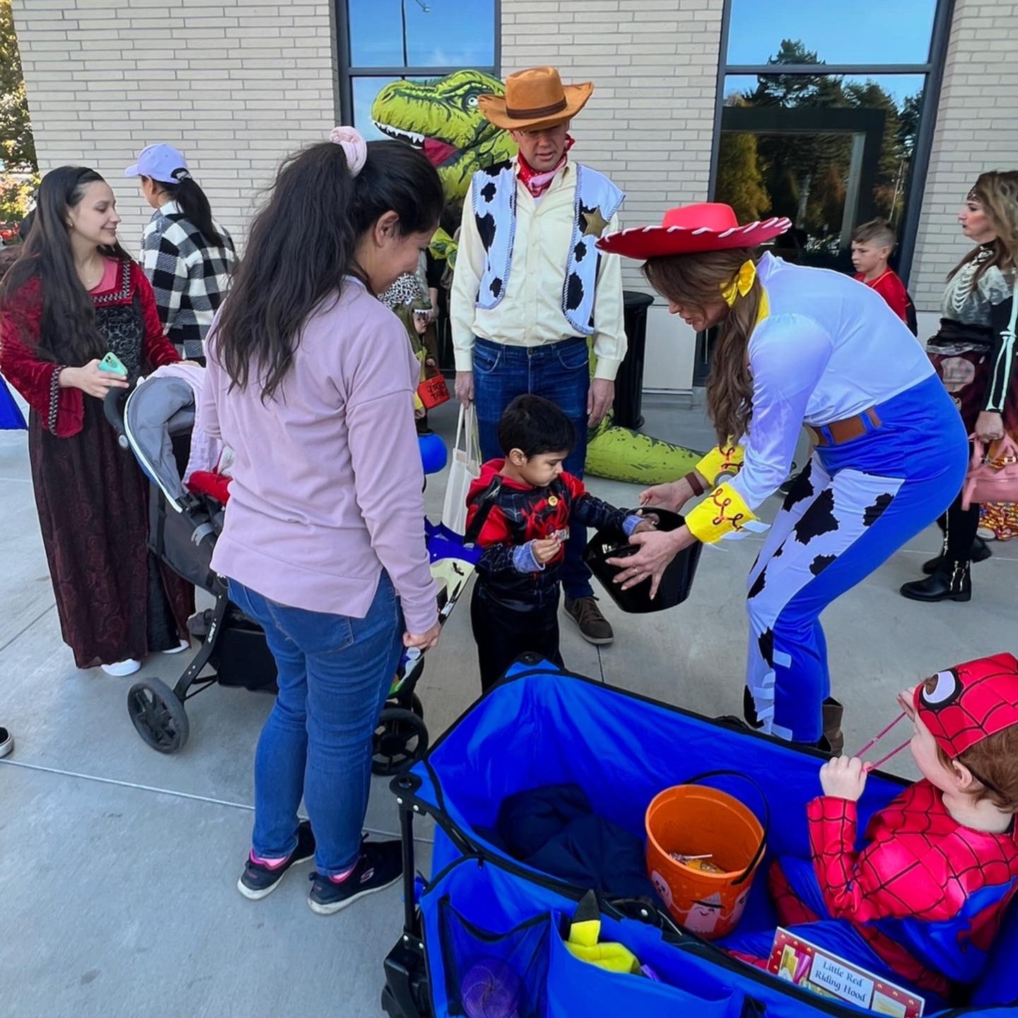 Michelle Kaufusi on Twitter "Happy Halloween! 🎃 Thank you to everyone