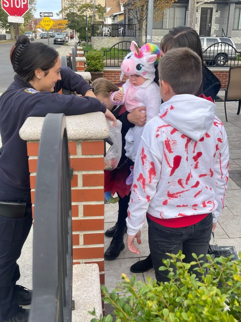 We hope everyone had a fun and safe Halloween! Our officers enjoyed patrolling the community and connecting with you all.