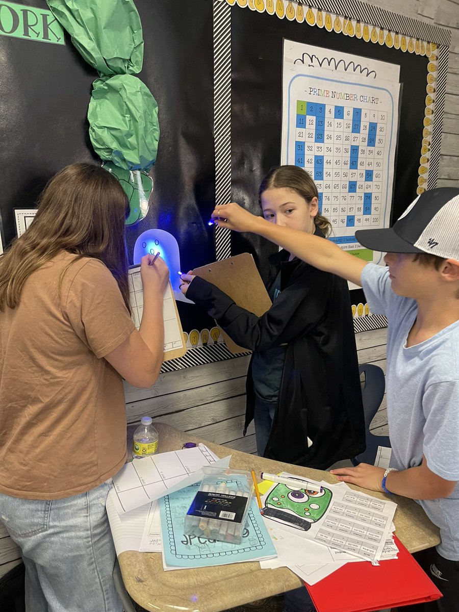 humphreys_math's tweet photo. Halloween Fun in Math👻 My 6th graders loved using mini LED lights with their partners to find hidden problems on ghosts on the “haunted trail” through the classroom❤️ #mathortreat @CryarCISD https://t.co/qEdJVZ51nq