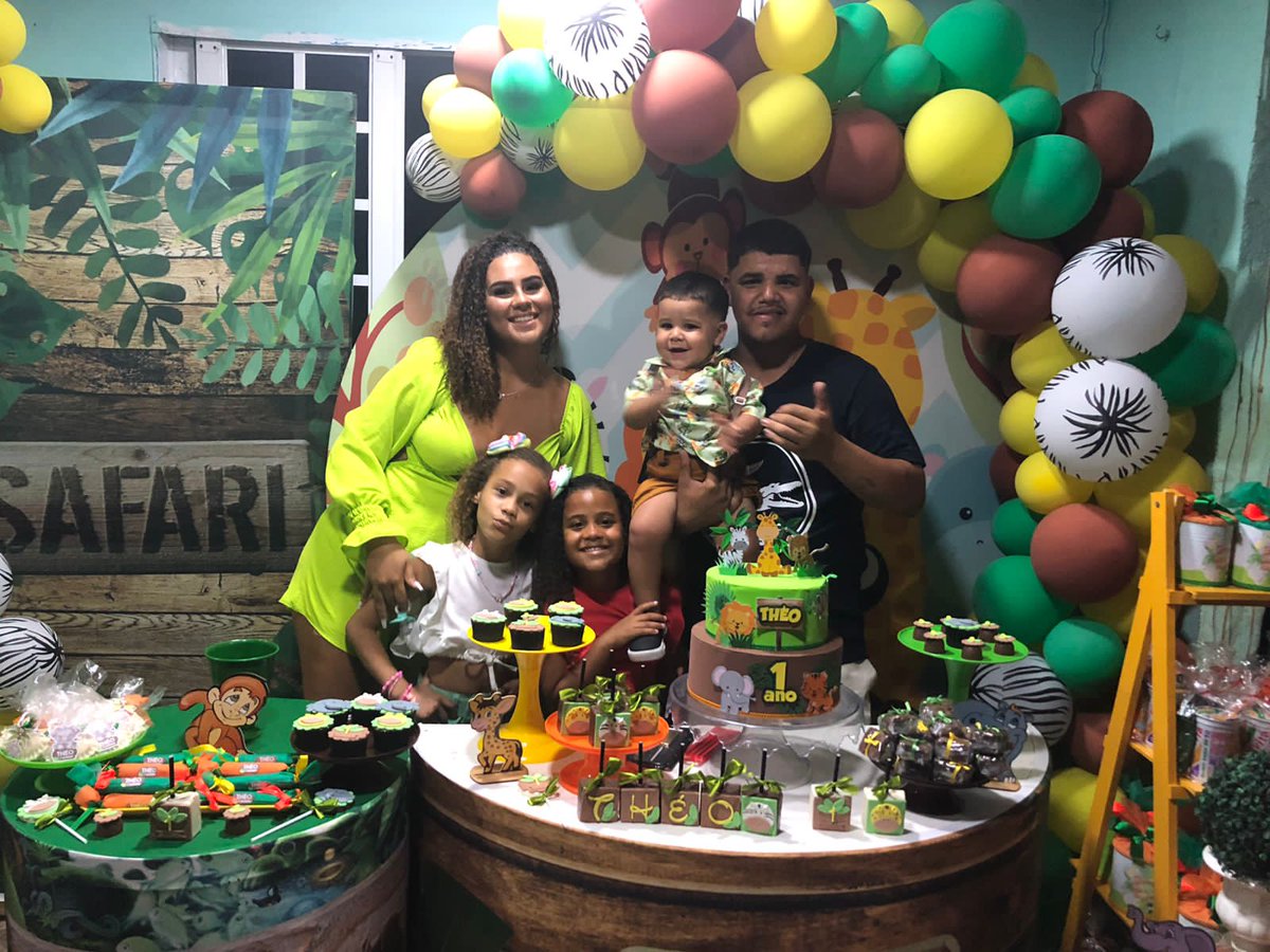 RobsonL91397695's tweet photo. Muito gratificante realizar o nosso sonho, somente a agradecer a Deus por me proporcionar esse momento, tudo pelo meu filho 💖💖💖💖😭🙏🙏😎😎😎💖💖💖💪💪💪 https://t.co/8Csv2C7q12