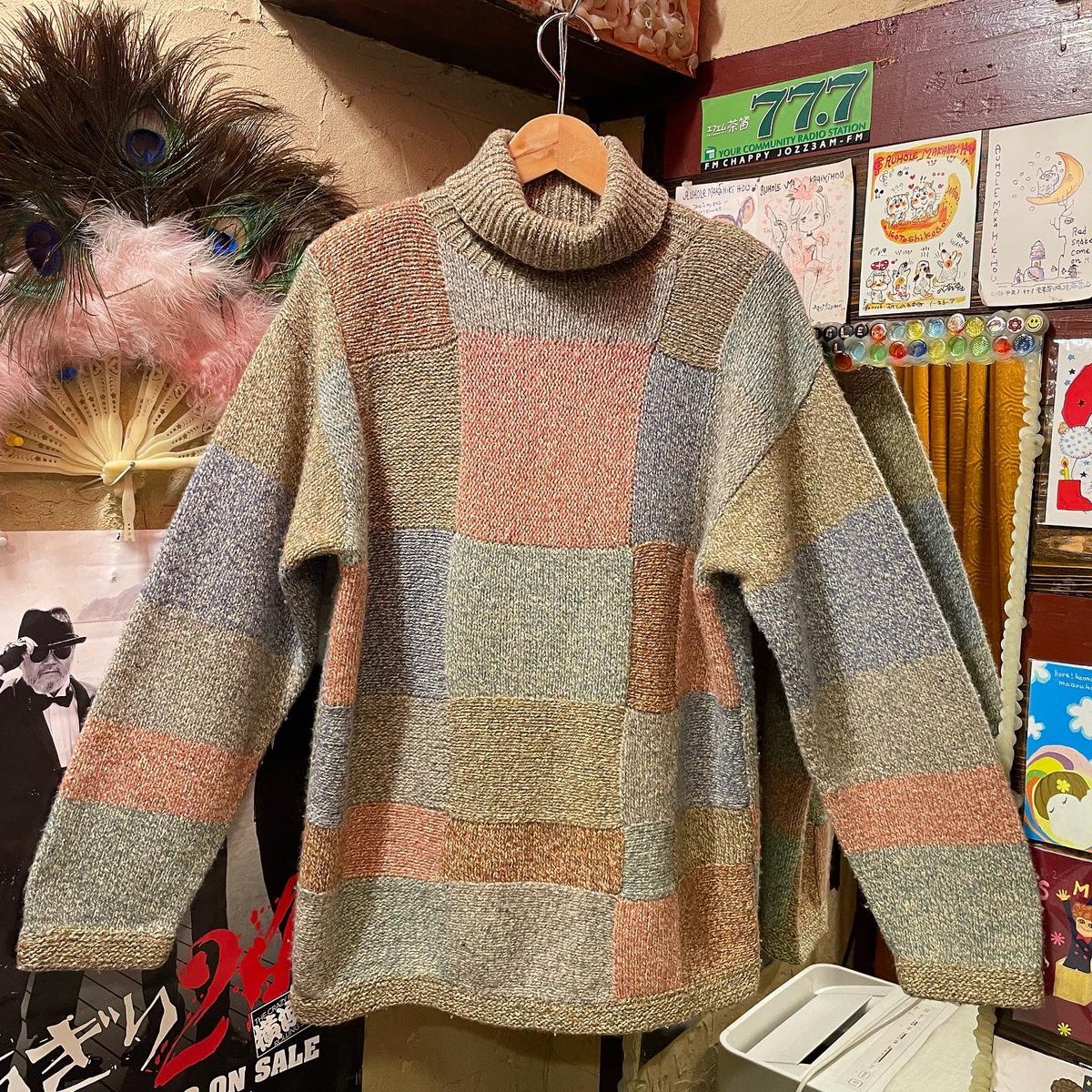 chinglebell510's tweet photo. 11月1日イロイロエロエロ新入荷
↓
https://t.co/yohOlW4wYv

#横浜 #石川町 #元町 #チングルベル #ヴィンテージ #古着 #古着屋 #ヨーロッパ古着 #アメリカ古着 #vintage #70s #80s #レトロ #横浜古着屋 #stapf #munsingwear #ニット #タートルネック #秋物 #昭和レトロ https://t.co/wkKz2zG2rN