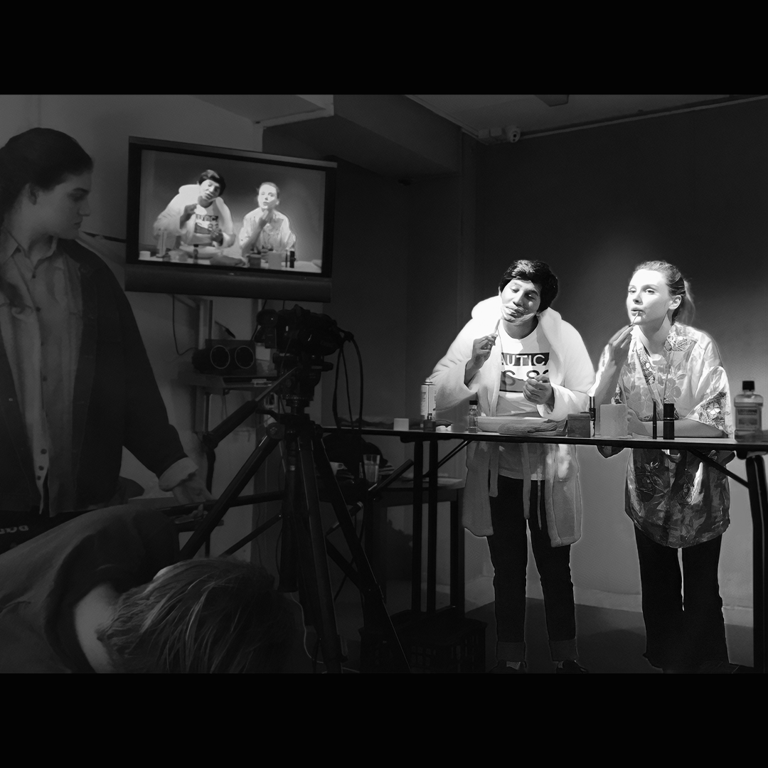 Screenwise's tweet image. Learn the profession of a Film and TV Screen Actor through the 10869NAT Advanced Diploma of Screen Acting course. Secure your audition, apply now!

lnkd.in/g_f8WB_4 

#mirror #screen #acting #actor #eyeline #fulltime #training #education #apply #tv #film

RTO | 91699