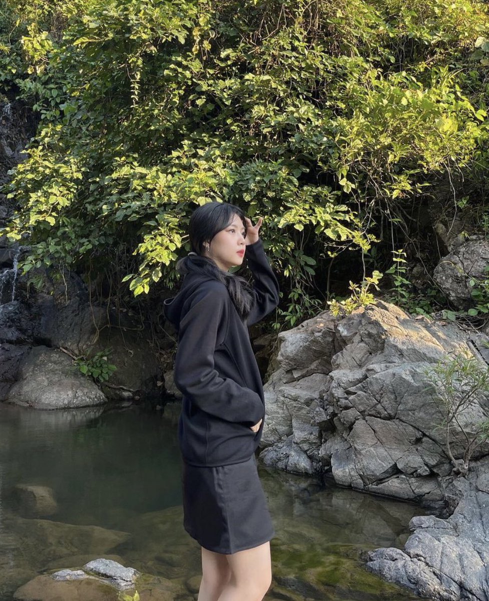mahblwmg's tweet photo. The only way to survive eternity is to enjoy each moment.🦋 [#BLSD #blselcaday #blselca #nattyntm]
@natty_ntm https://t.co/rOxSUG31Jz