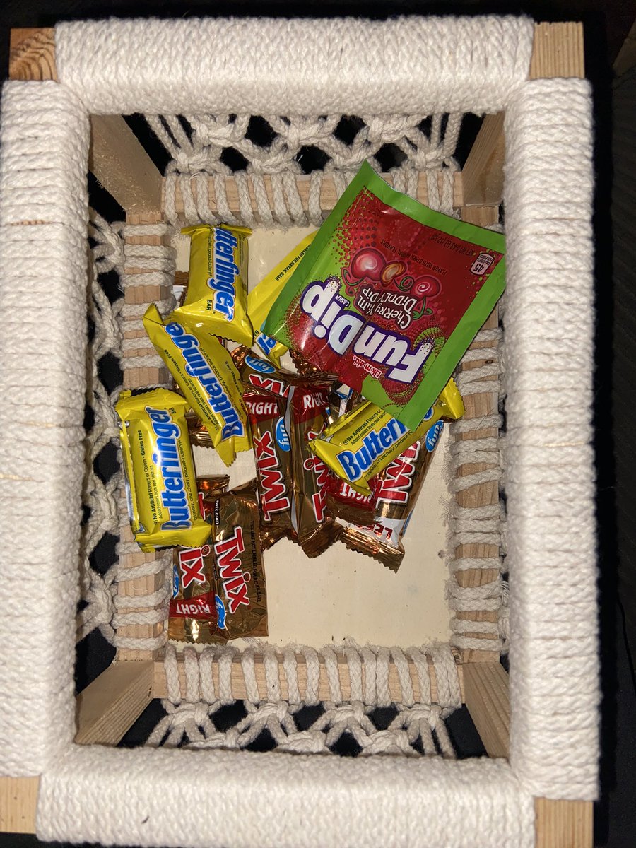 maciemishelle's tweet photo. @LouisMFranklin @CoachLobos @elonmusk This is all that’s left - ONE FUN DIP. I know my audience https://t.co/jbXhRD5M2a
