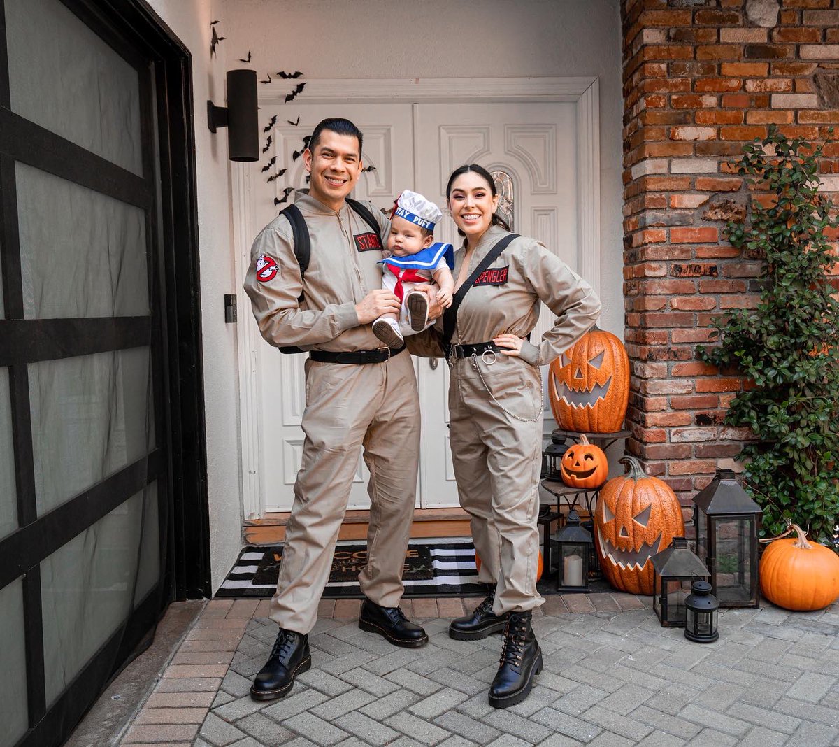 SuperRed's tweet image. Who You Gonna Call? 👻
Baby Leo’s first Halloween! 🎃 #Ghostbusters