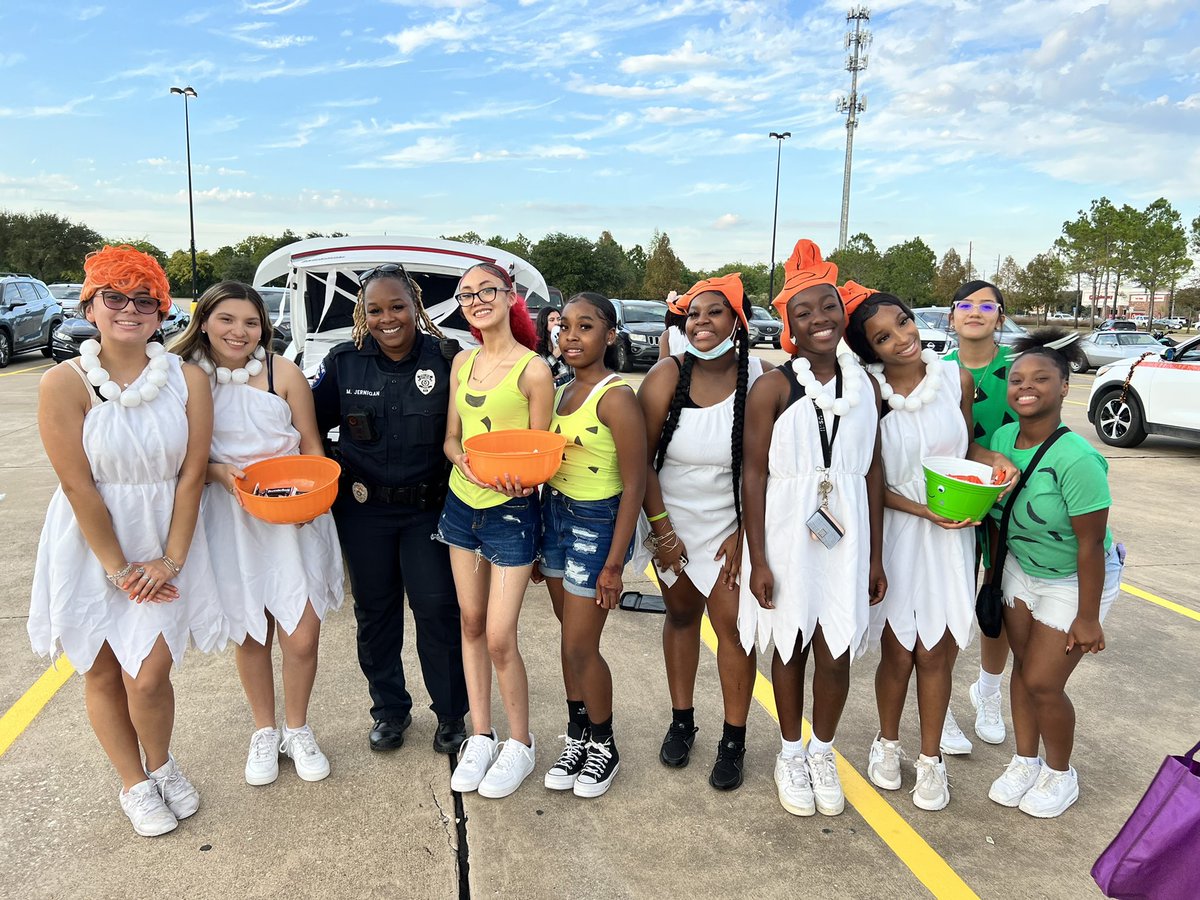 R.E.D. Storm tweet media