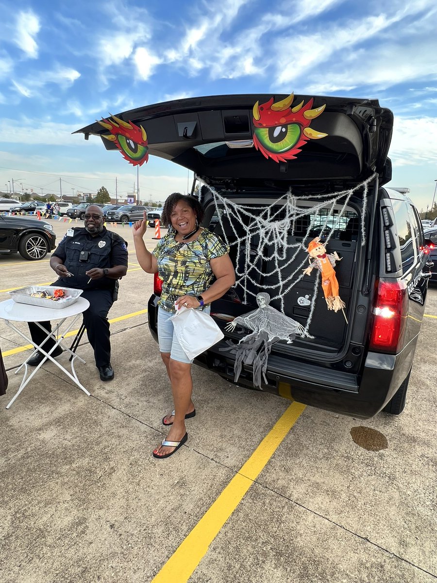 R.E.D. Storm tweet media