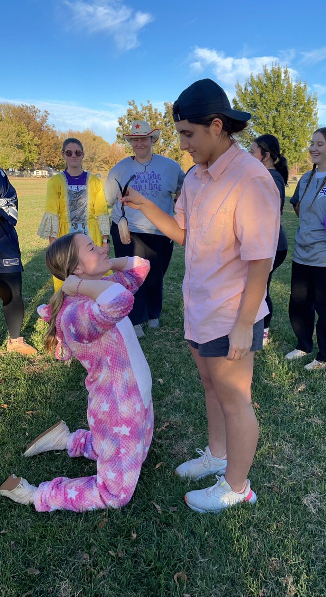 Builder Softball tweet media