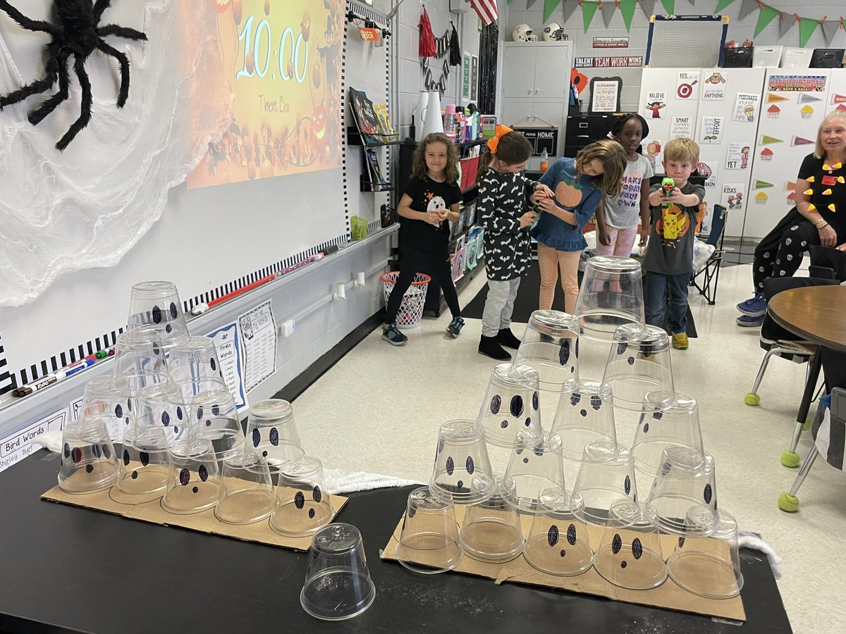 Such a fun and festive day!  <a href="/PlayBlooket/">Blooket</a> and <a href="/GoNoodle/">GoNoodle - find us on BSKY!</a> for the win! We also have fun parents who planned our party🎃🧡🎃. <a href="/McFadden_School/">McFadden School of Excellence</a>