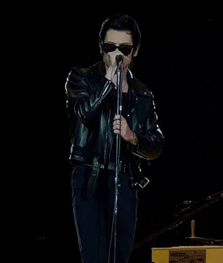 PopBase's tweet photo. Harry Styles dresses up as Danny Zuko for Halloween. https://t.co/CybBhhygz9