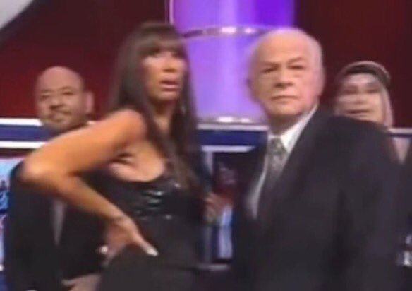 infoGH2022's tweet photo. Nosotros esperando el comunicado de gh #GH22 #Gh2022 https://t.co/hyltBA3pK1