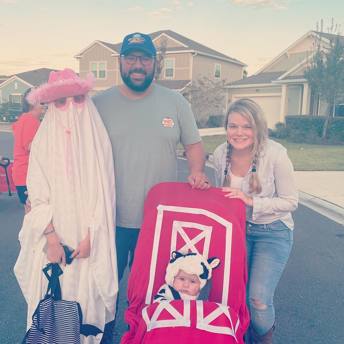 ChazMo0711's tweet photo. @taylorswift13 Karly wasn’t feeling well, so she adapted her Cowgirl costume to a “masked version” after watching the #AntiHeroMusicVideo. Thought you might appreciate it https://t.co/Qs1yJXzoqR