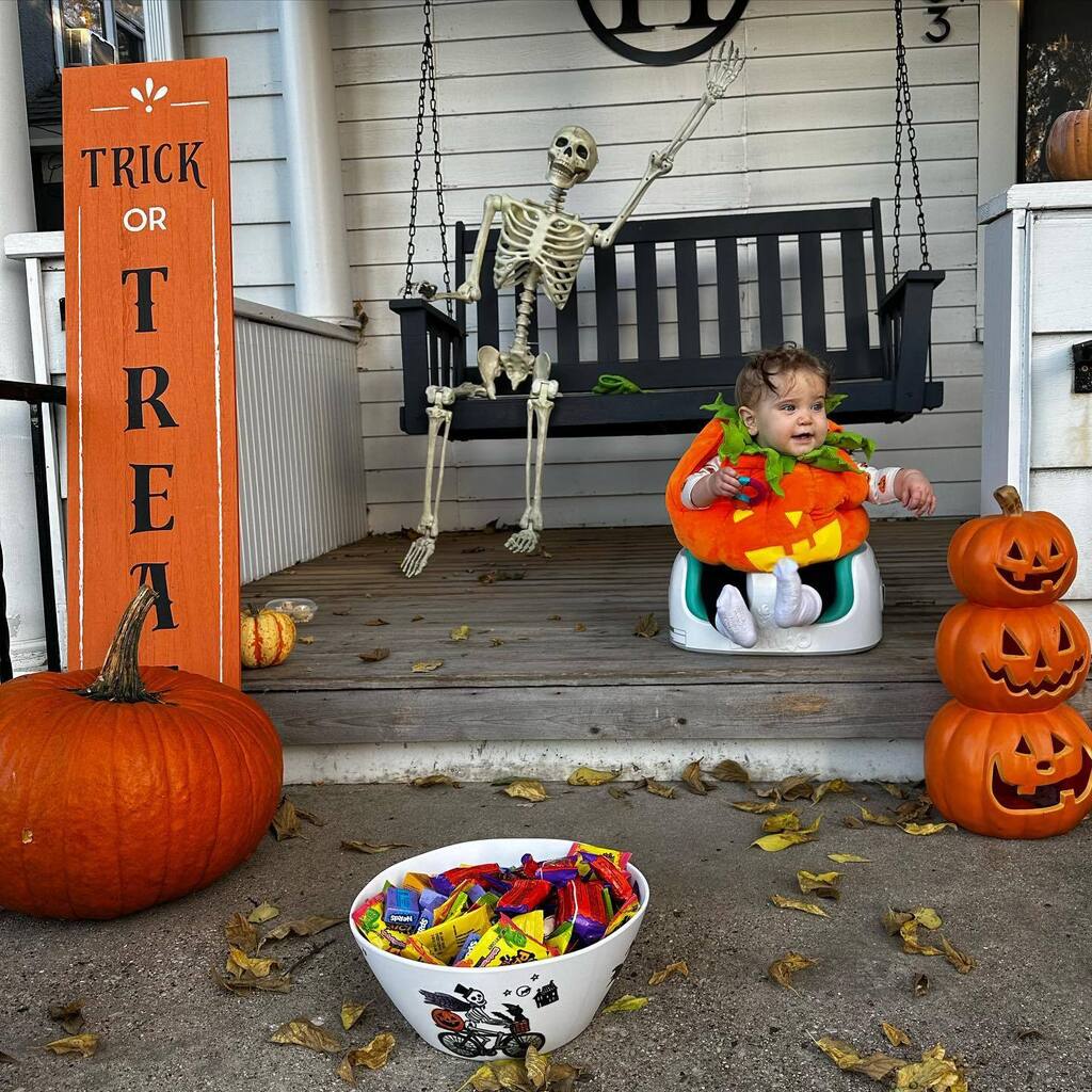 Little pumpkin and I posted up on the porch for tonight’s festivities. Happy Halloween!