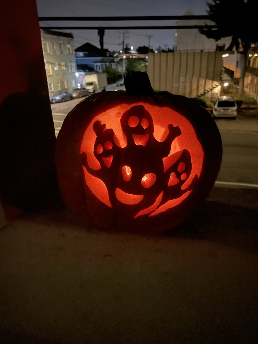 BenGoldmanH's tweet photo. Happy Halloween! https://t.co/xmyQSxBAT8