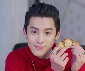 Happy Hallowe'en! Here's the #daomingsi jack o'lantern my child carved at school. #meteorgarden