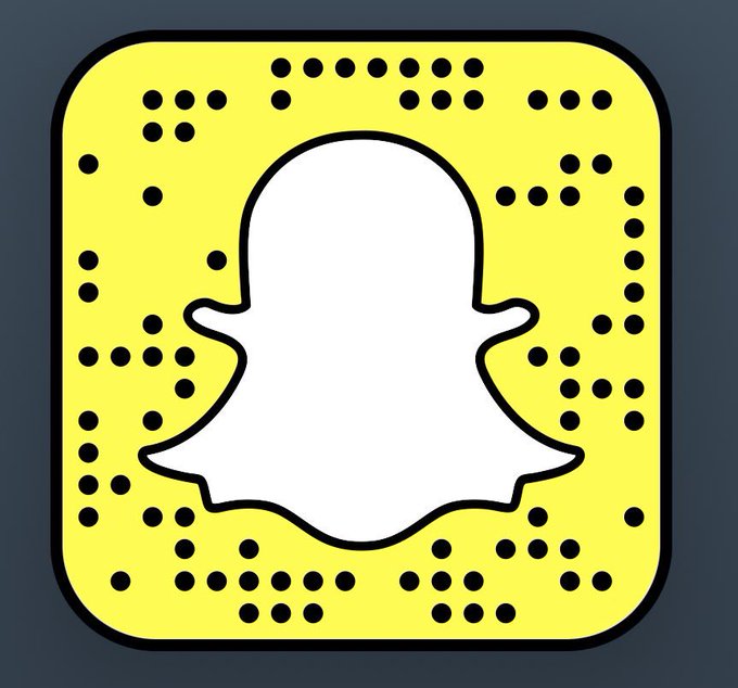 add me on snap ☺️🖤 https://t.co/WizIB9GRUj
