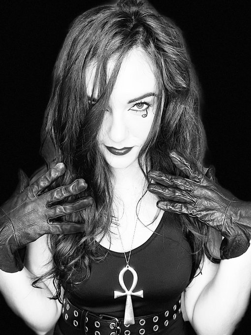 DEATH OF THE ENDLESS HAPPY HALLOWEEN 🎃 SAMHAIN 2022 ☠️ https://t.co/IGt2ANT3p5