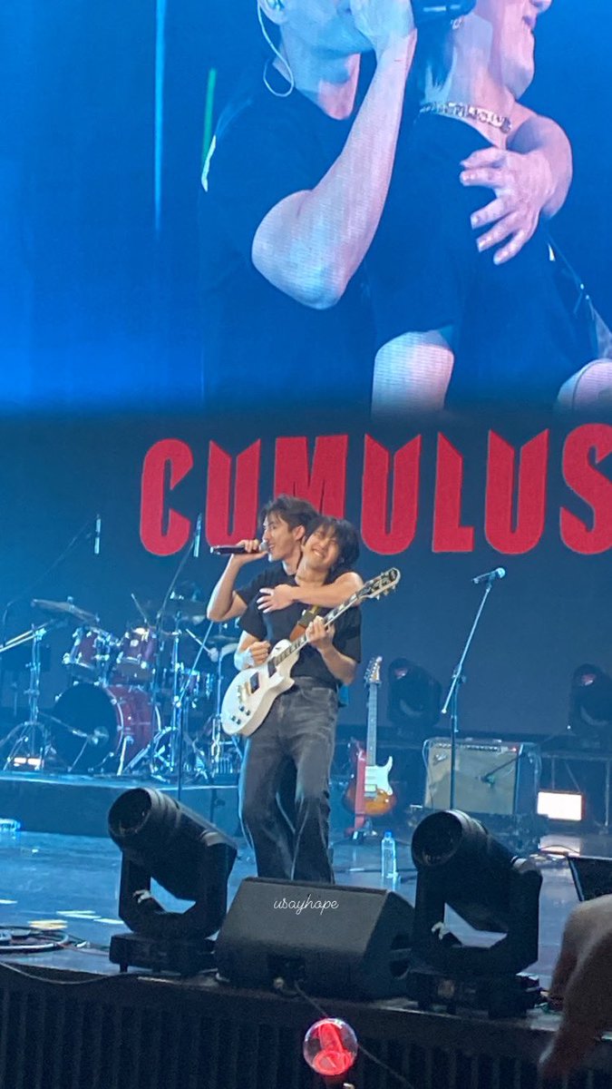 usayhope's tweet photo. Any #BasBuild fan?
Bas’ hand 🤭
#KPWorldTourTaipeiD2
#Basvpr #BuildJakapan https://t.co/4PhYBgG3nC